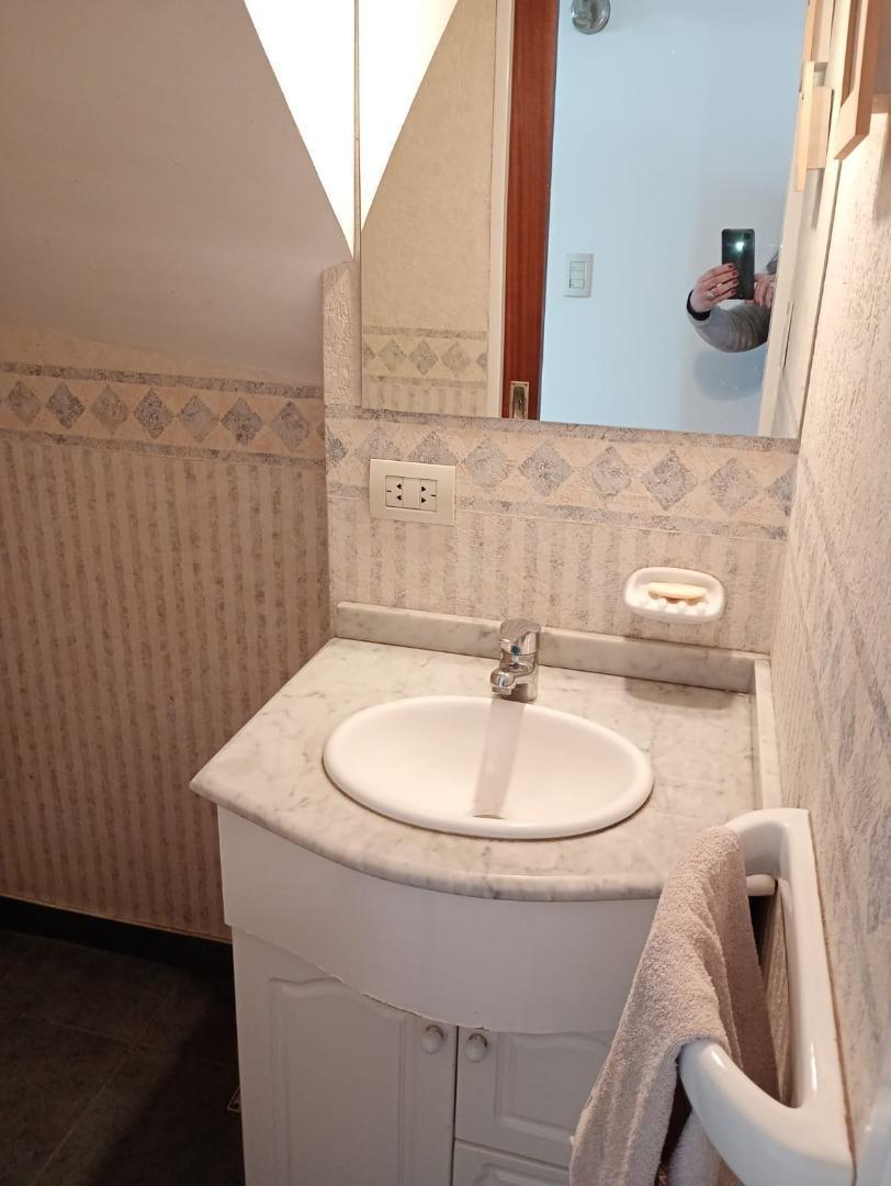 Foto de CASA TIPO TRIPLEX EN ALQUILER EN HAEDO, imagen 5