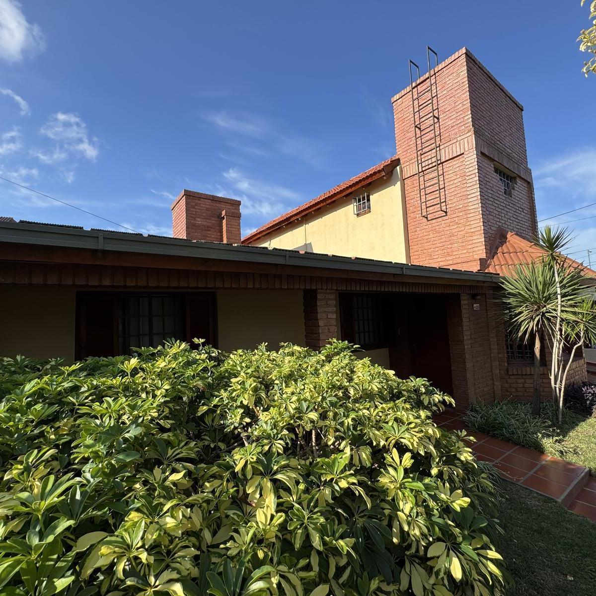 Casa Jardin del Pilar. Hermosa! 1