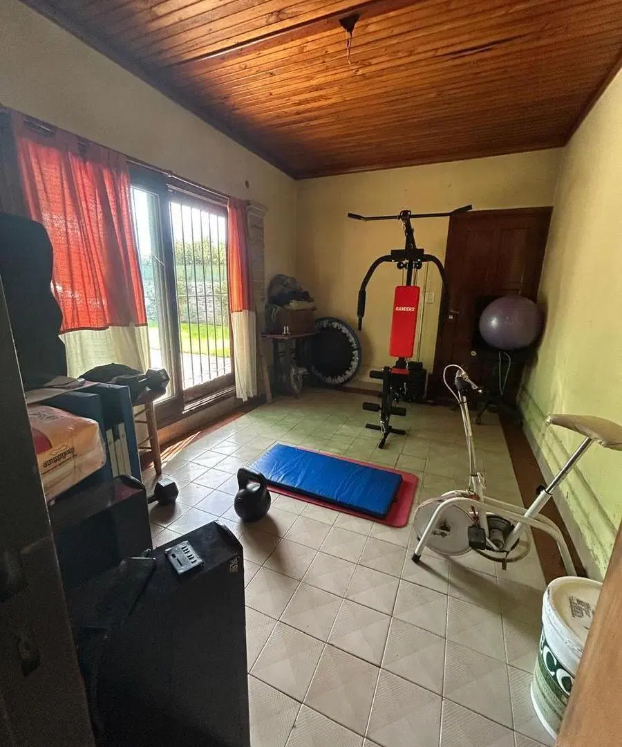 Casa en terreno de 1000 m2 Benavidez zona fabril 2
