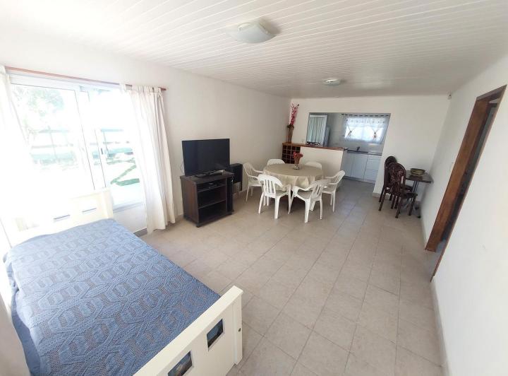 Foto de ALQUILER TEMPORARIO CASA 3 AMB EN CAMET NORTE, imagen 3