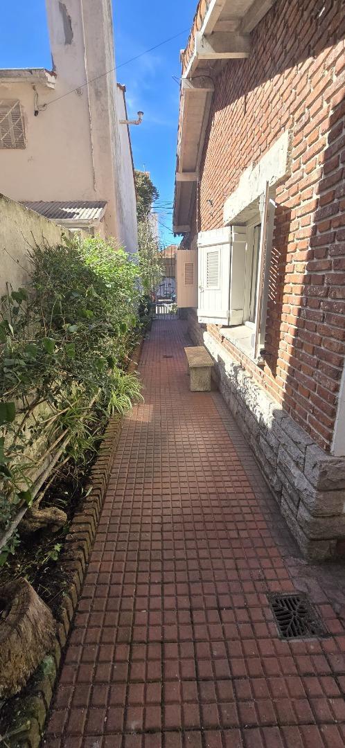 Oportunidad Casa 4 Amb Barrio Chauvin 1