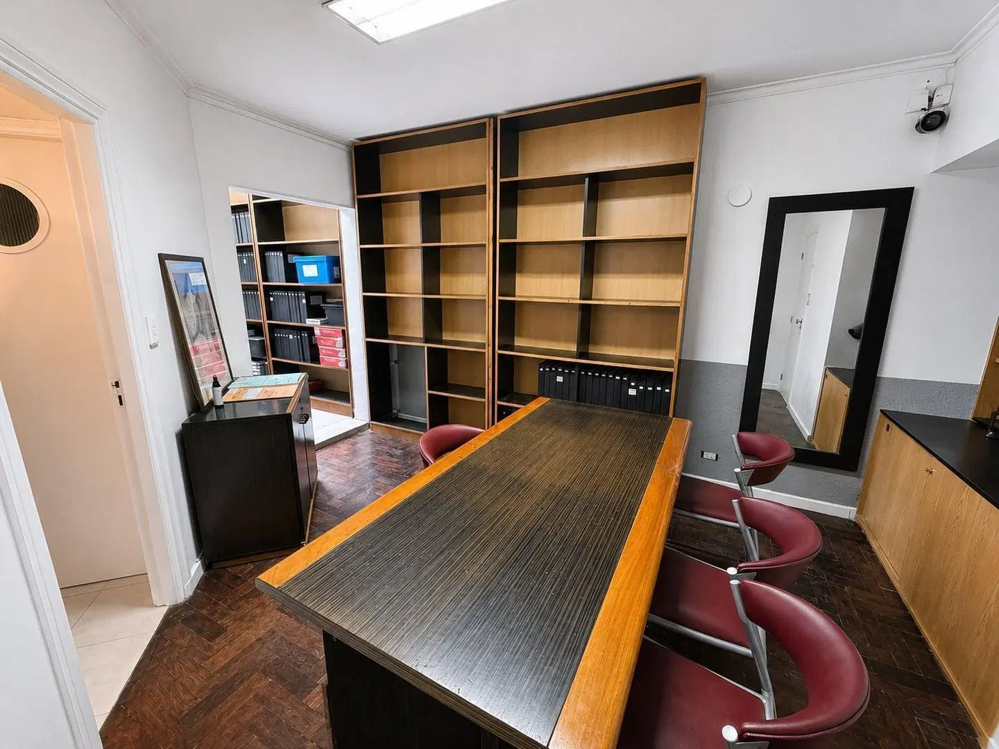 VENTA DE LOCAL - IDEAL USO PROFESIONAL 2
