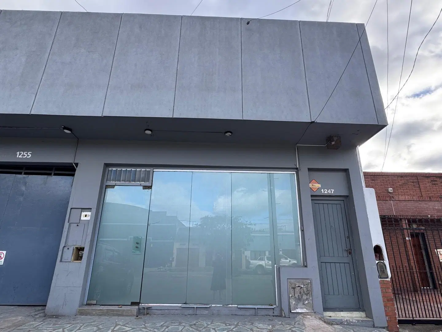LOCAL EN ALQUILER COMERCIAL ZONA JARA 4