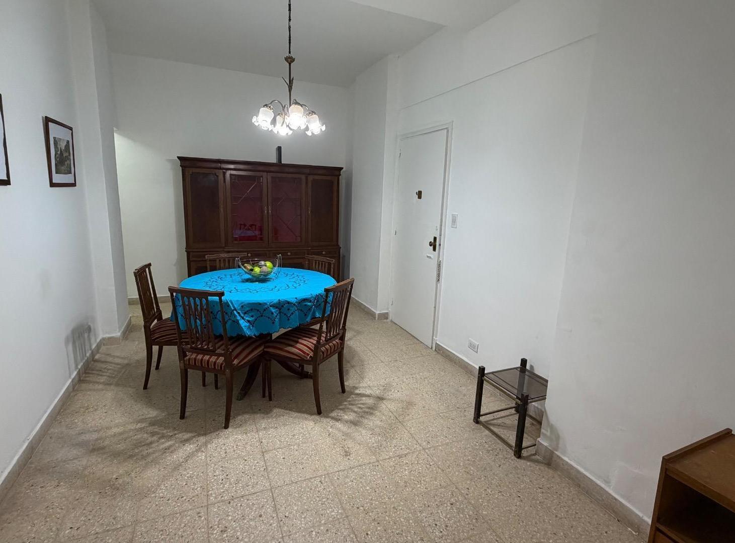 VENTA 2 AMBIENTES ZONA GUEMES PLANTA BAJA
