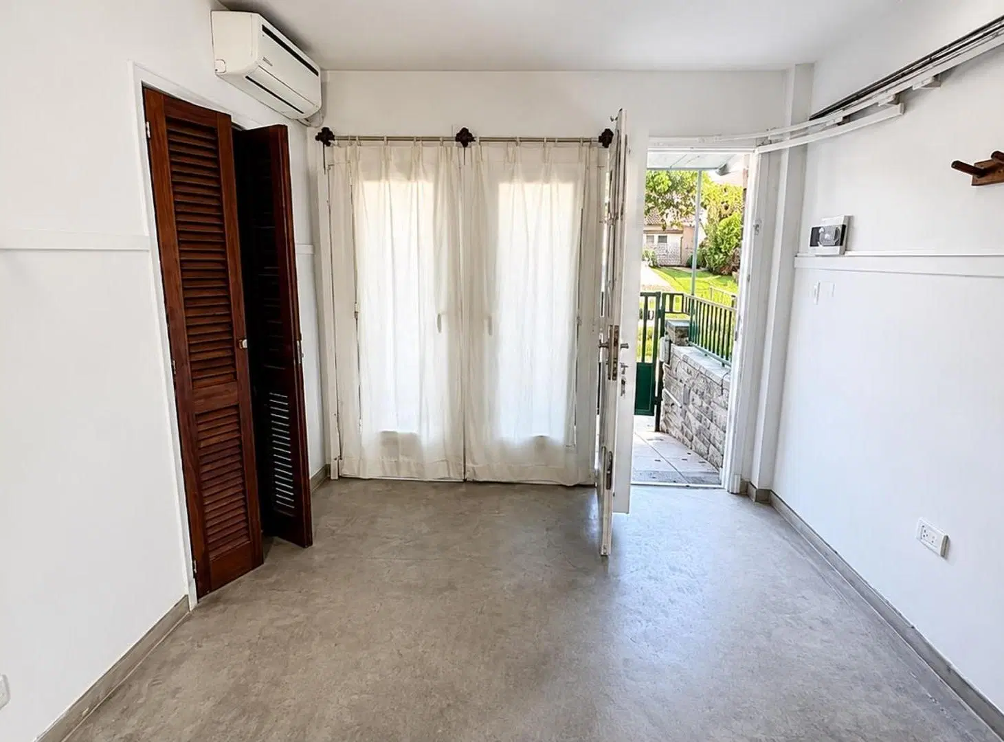 ALQUILER CASA TIPO PH 2 AMBIENTES - 12/24 MESES 1