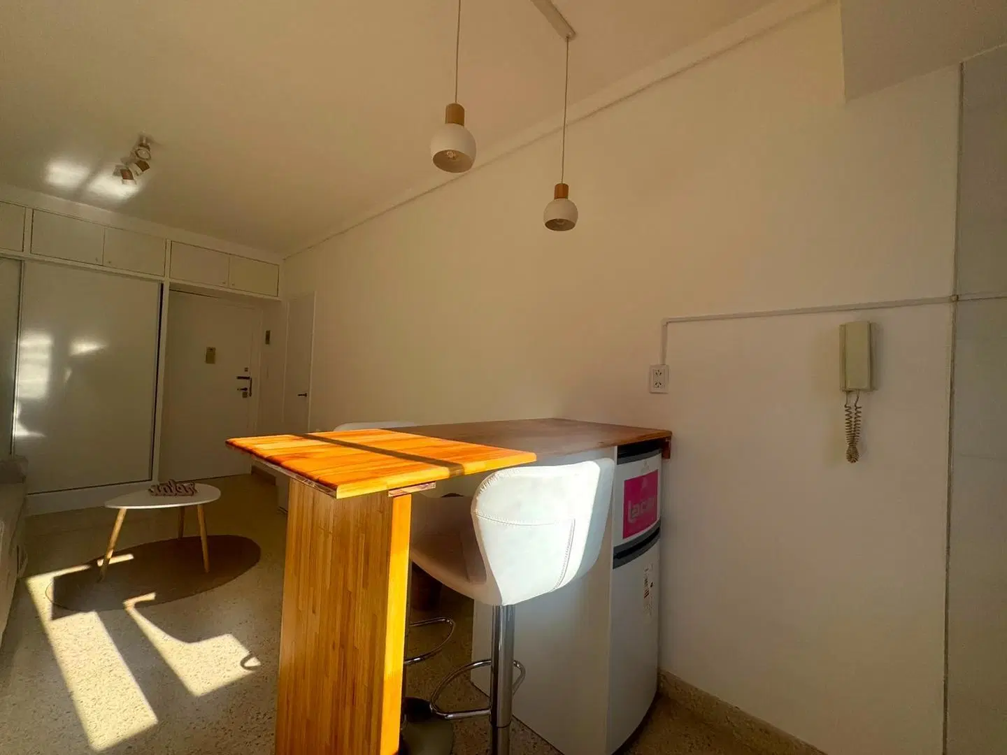 MONOAMBIENTE AL FRENTE EN VENTA 2