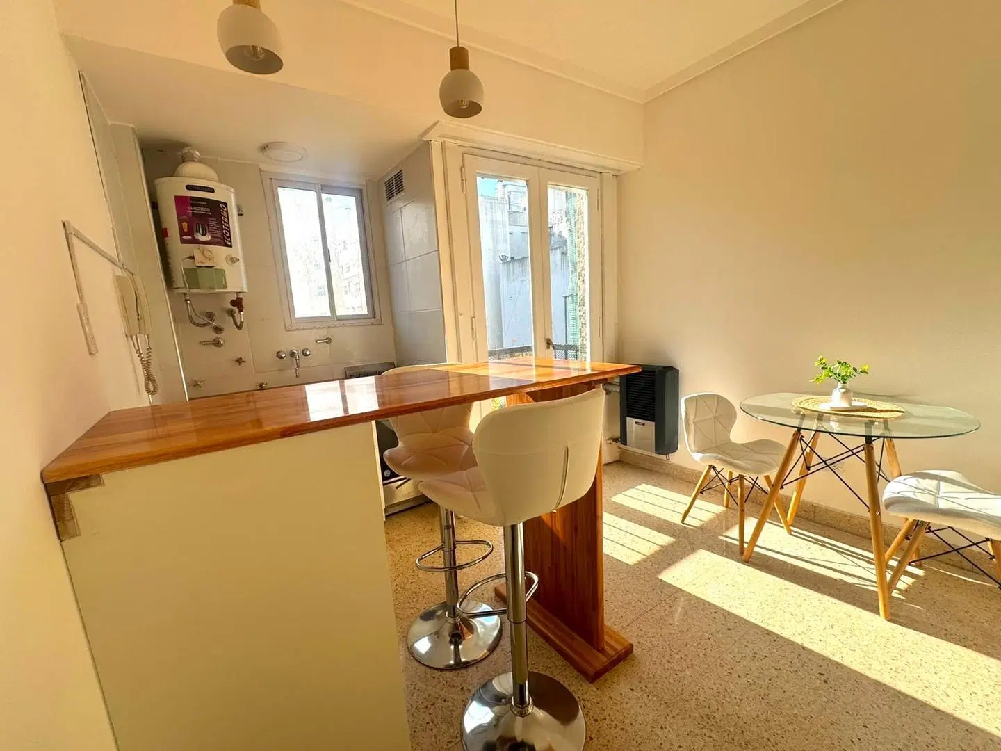 MONOAMBIENTE AL FRENTE EN VENTA 3