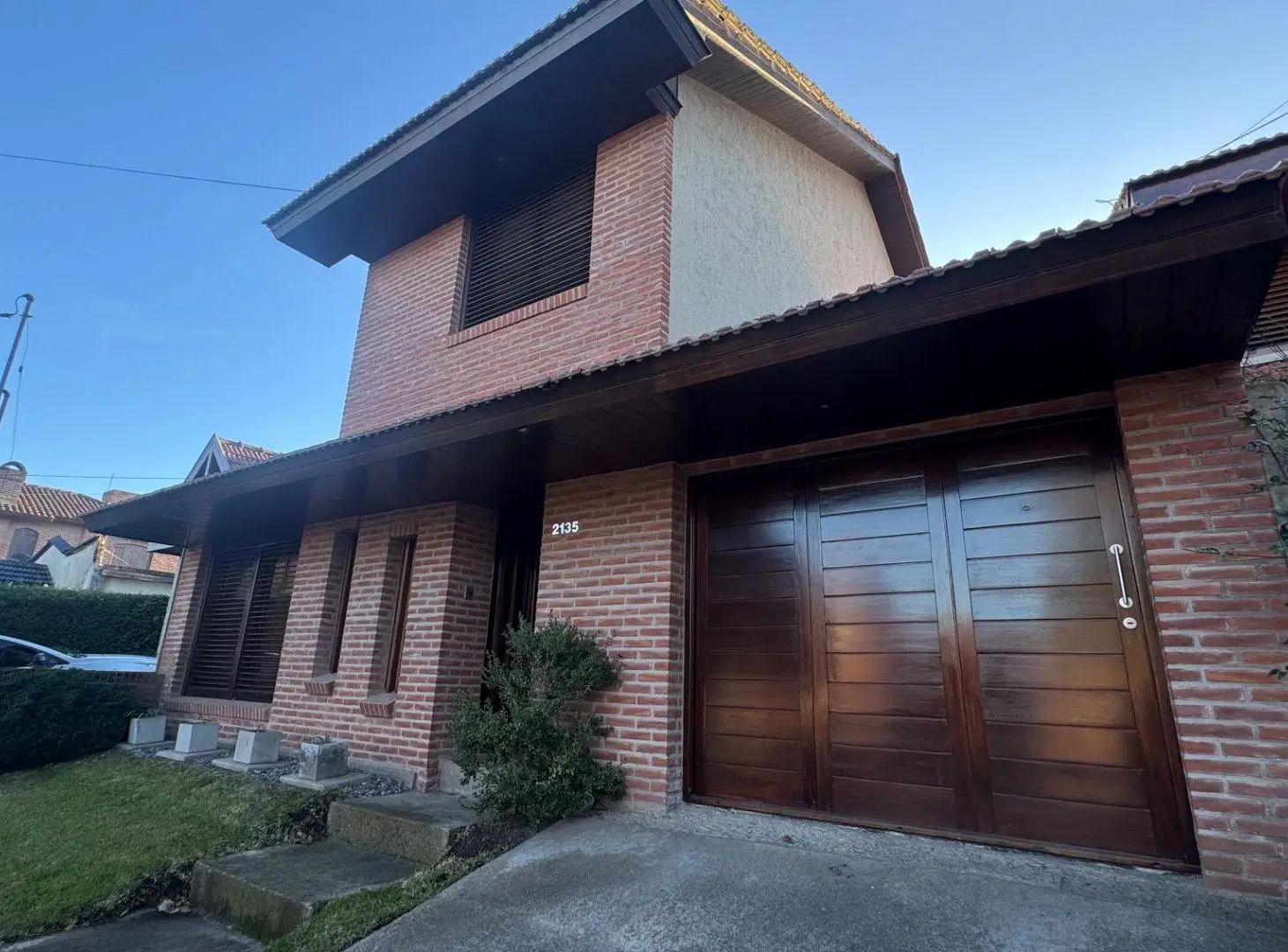 Casa 4 ambientes con parque apta crédito 2
