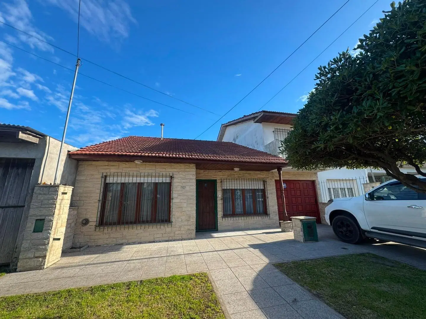CASA 5 AMBIENTES EN VENTA 1