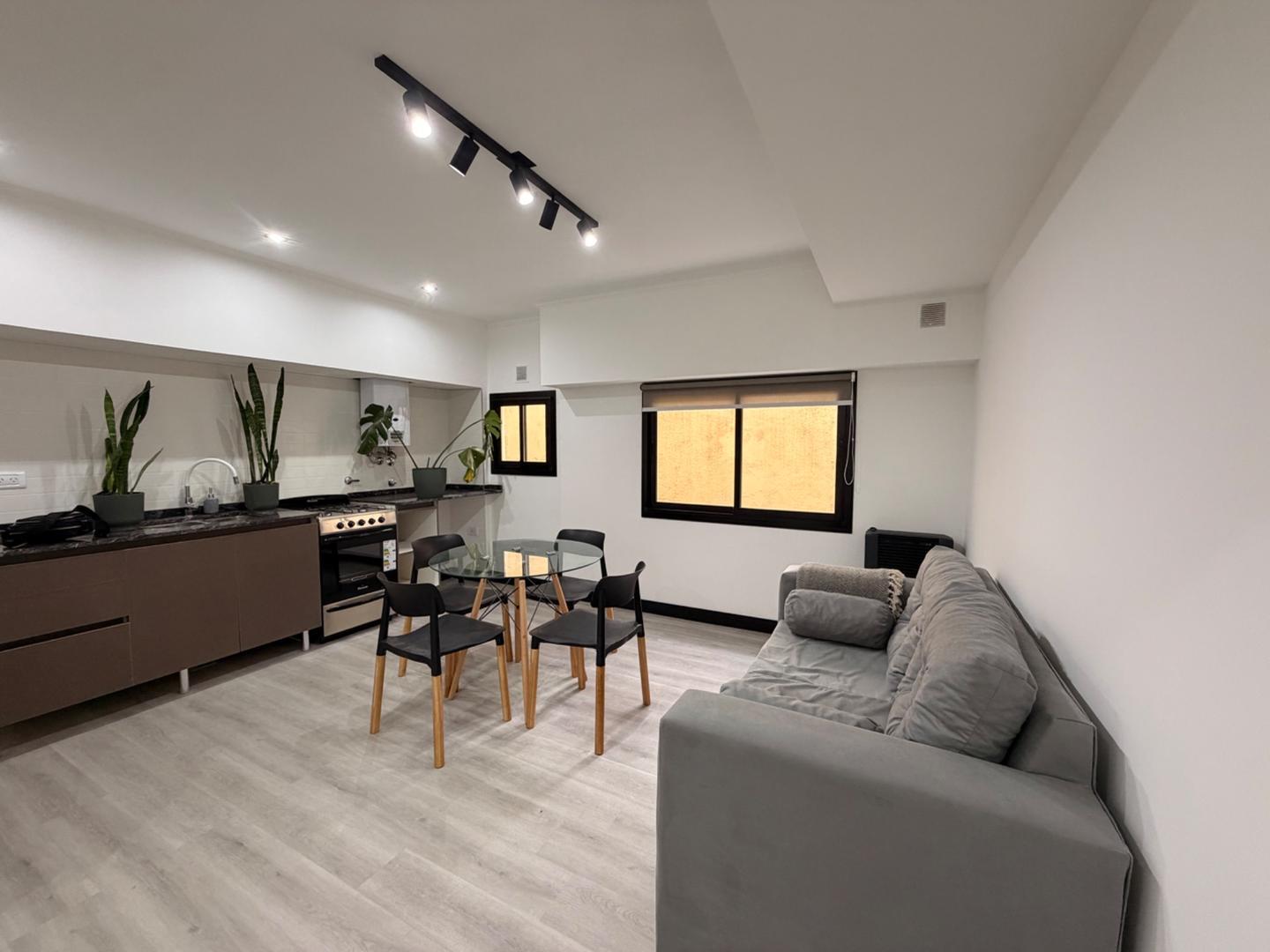 Foto de Venta departamento en la perla, dos ambientes reciclado, imagen 2