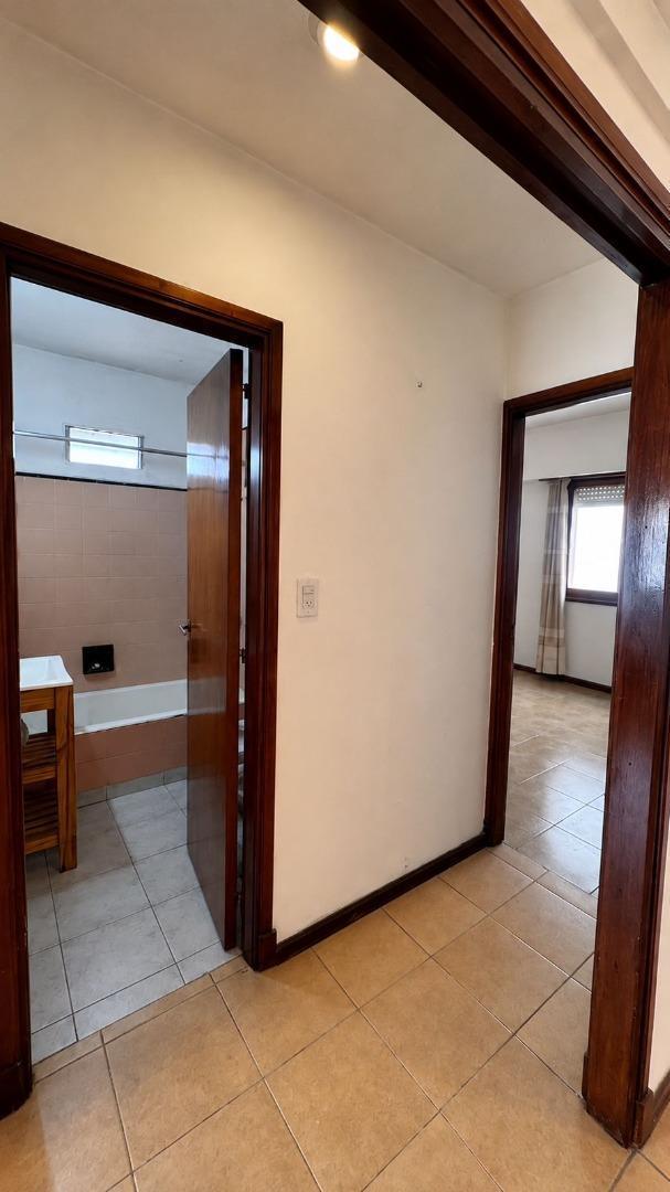 Foto de ALQUILER DEPARTAMENTO 3 AMBENTES CON COCHERA, imagen 4