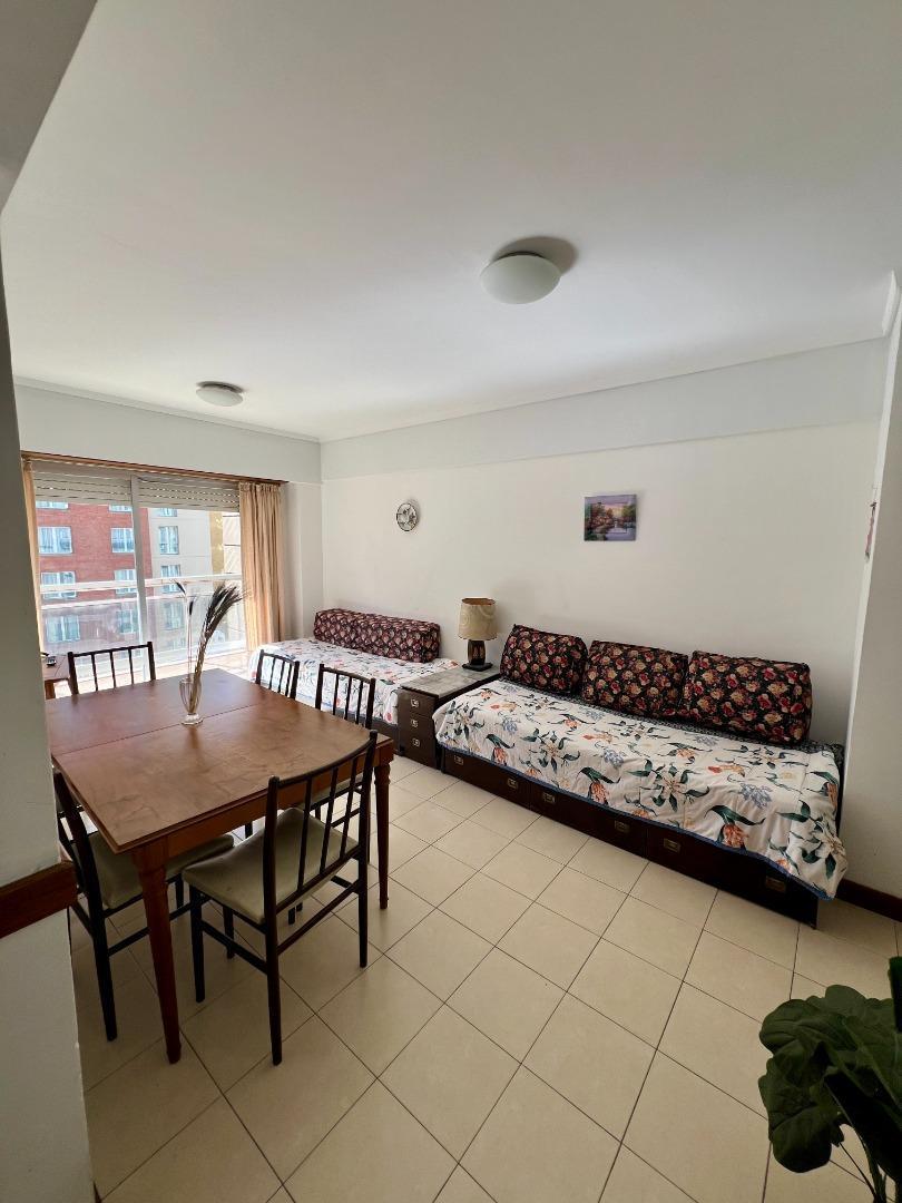 Foto de VENTA DEPARTAMENTO 2 AMBIENTES A LA CALLE, imagen 3