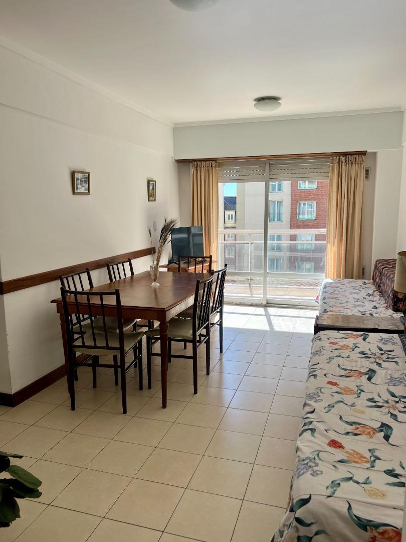 Foto de VENTA DEPARTAMENTO 2 AMBIENTES A LA CALLE, imagen 1