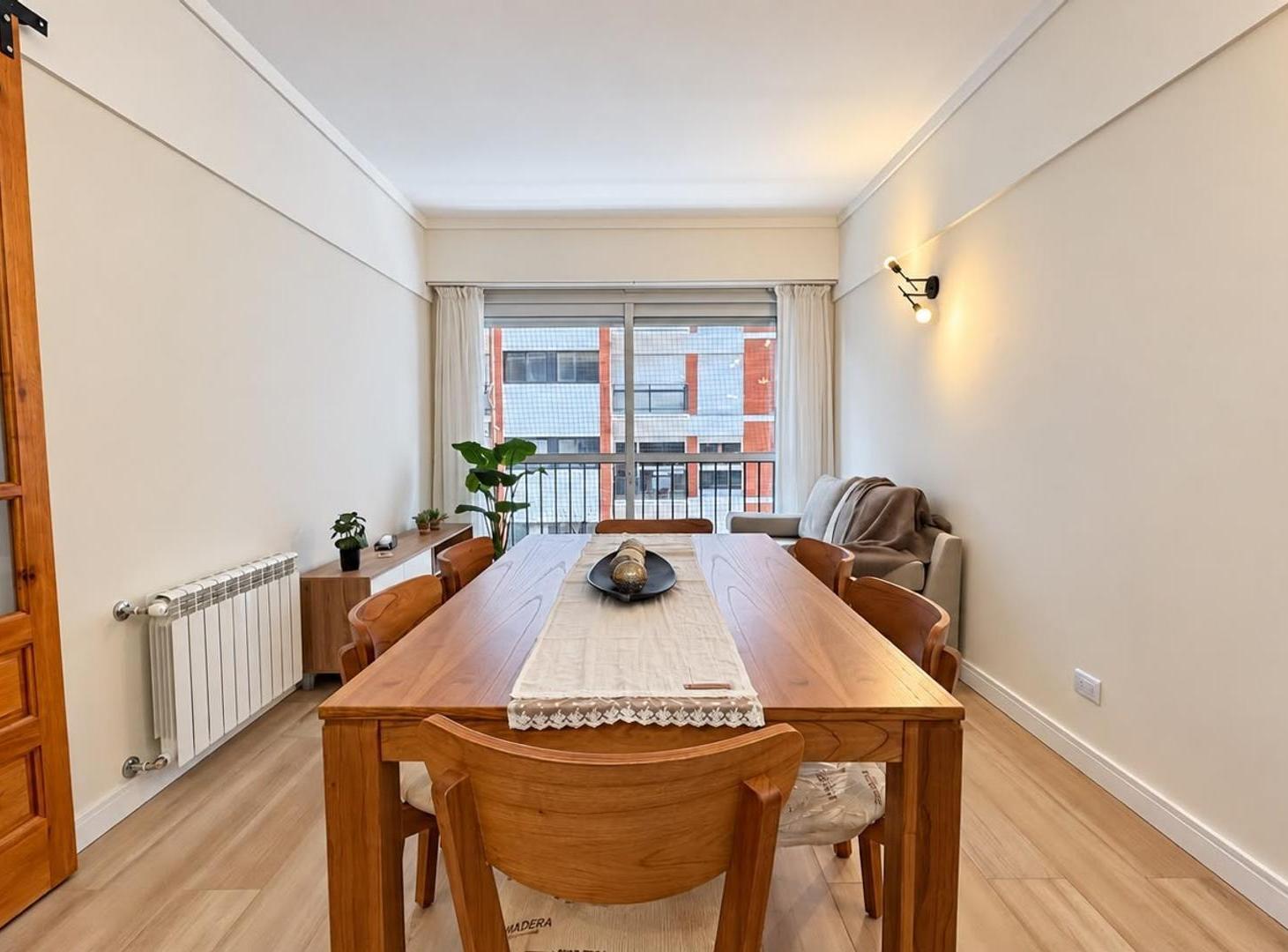 Foto de VENTA 3 AMBIENTES AL FRENTE RECICLADO - VISTA LATERAL AL MAR, imagen 1