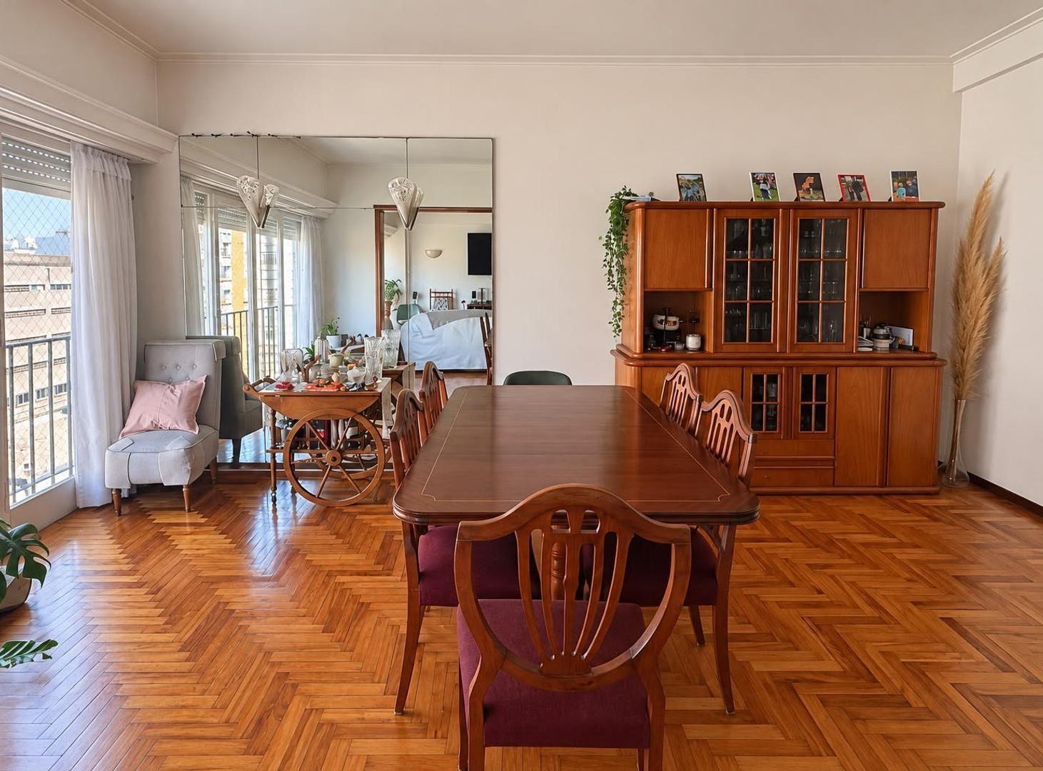 Foto de VENTA DEPARTAMENTO 3 AMBIENTES CON DEPENDENCIA, imagen 2