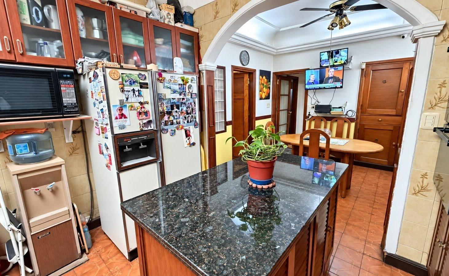 Foto de CASA 4 AMB SOBRE AVENIDA LIBERTAD - IDEAL DESARROLO, imagen 5