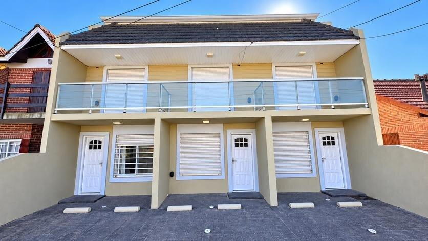 Foto de VENTA COMPLEJO DE TRIPLEX A 2 CUADRAS DEL MAR, imagen 1