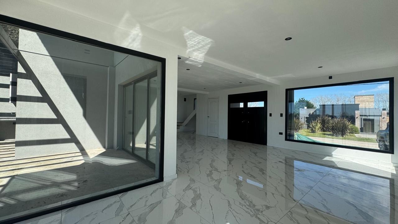 Foto de CASA 4 AMBIENTES - COUNTRY COSTA DEL SOL | MAR CHIQUITA, imagen 5
