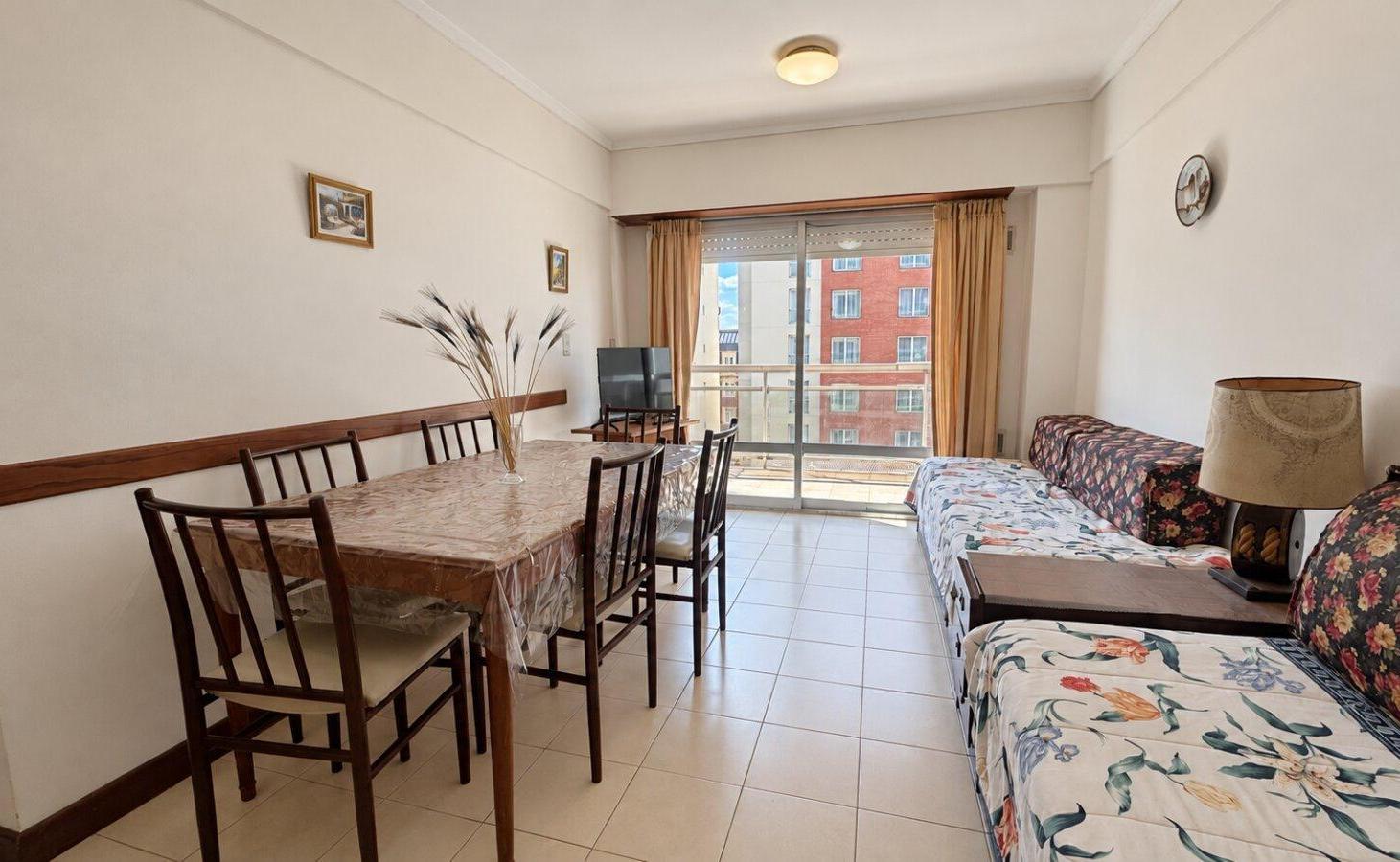 Foto de Venta Departamento 2 Ambientes A La Calle, imagen 1