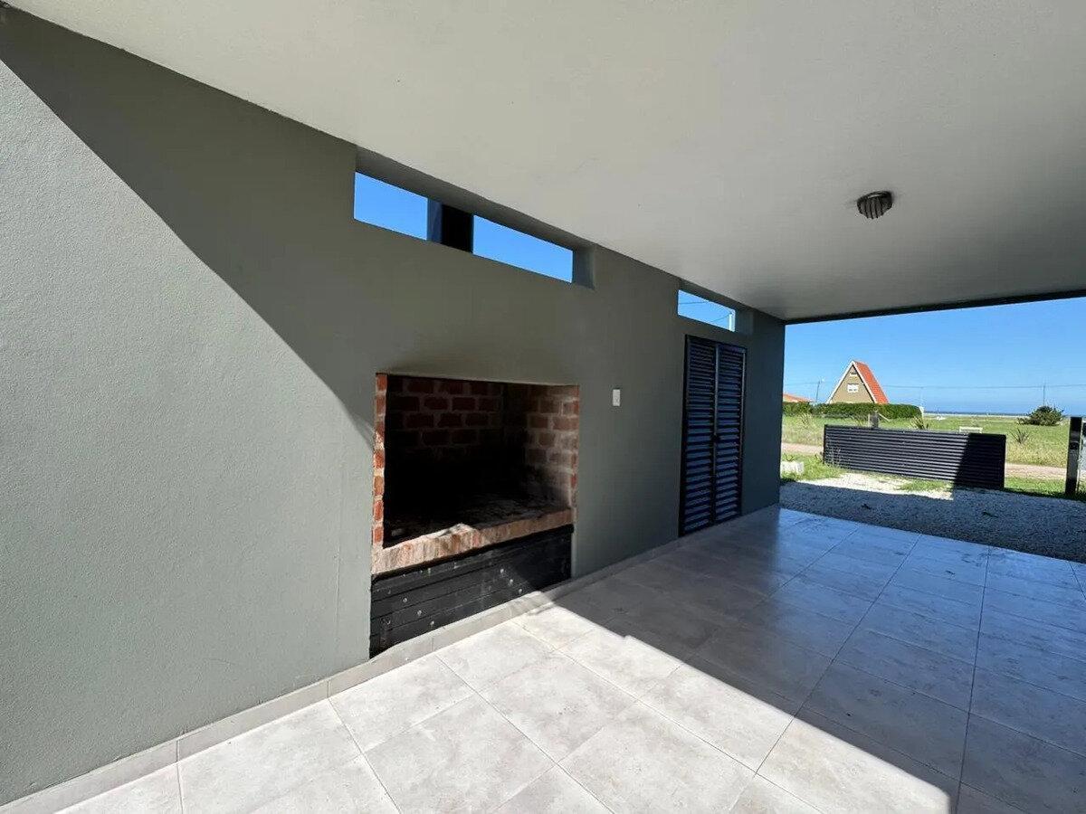 Foto de Casa 2 Ambientes Con Jardín Y Vista Al Mar, imagen 4