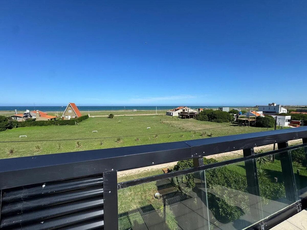 Foto de Casa 2 Ambientes Con Jardín Y Vista Al Mar, imagen 1