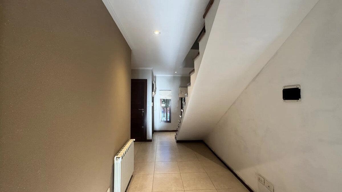 Foto de Casa 4 Ambientes Con Parque Apta Crédito, imagen 4