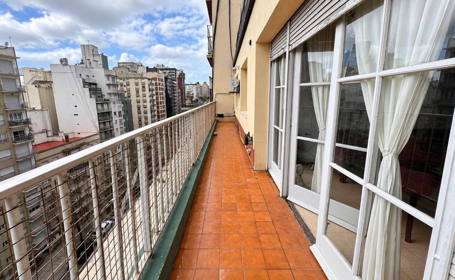 Foto de DEPARTAMENTO 4 AMBIENTES CON COCHERA, imagen 4