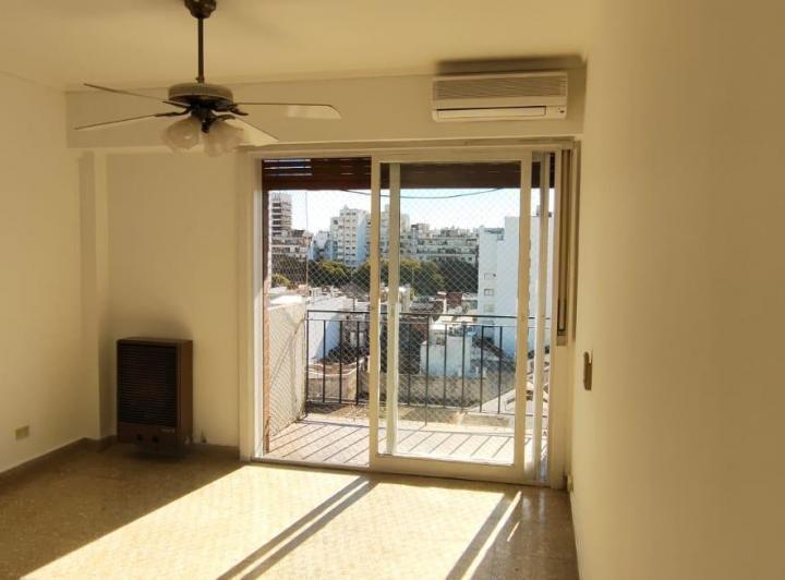 Alquiler - Depto. 4 Ambientes - Colegiales 1