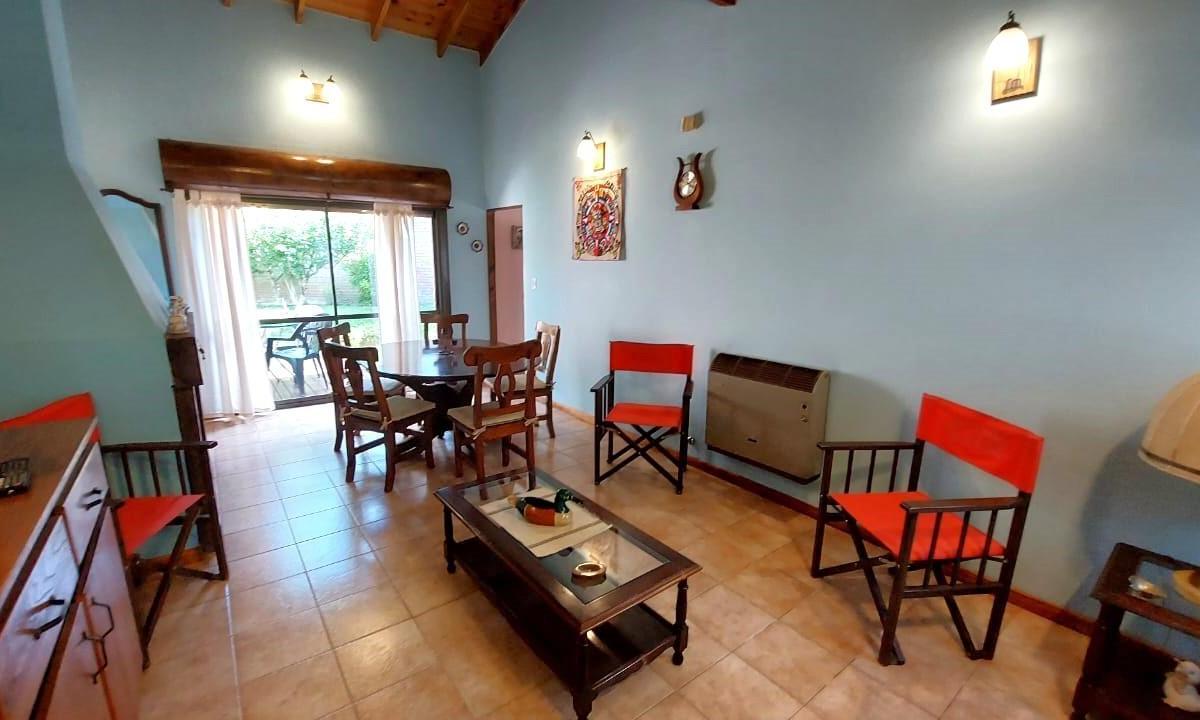 Foto de Casa (en PH) - Venta - Villa Gesell - 4 Ambientes - Gas Natural, imagen 4