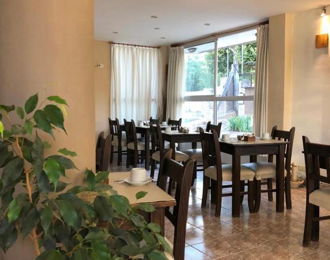 Foto de Hotel - Venta - Villa Carlos Paz - 14 hab + 2 Dptos + Gas Natural +, imagen 3