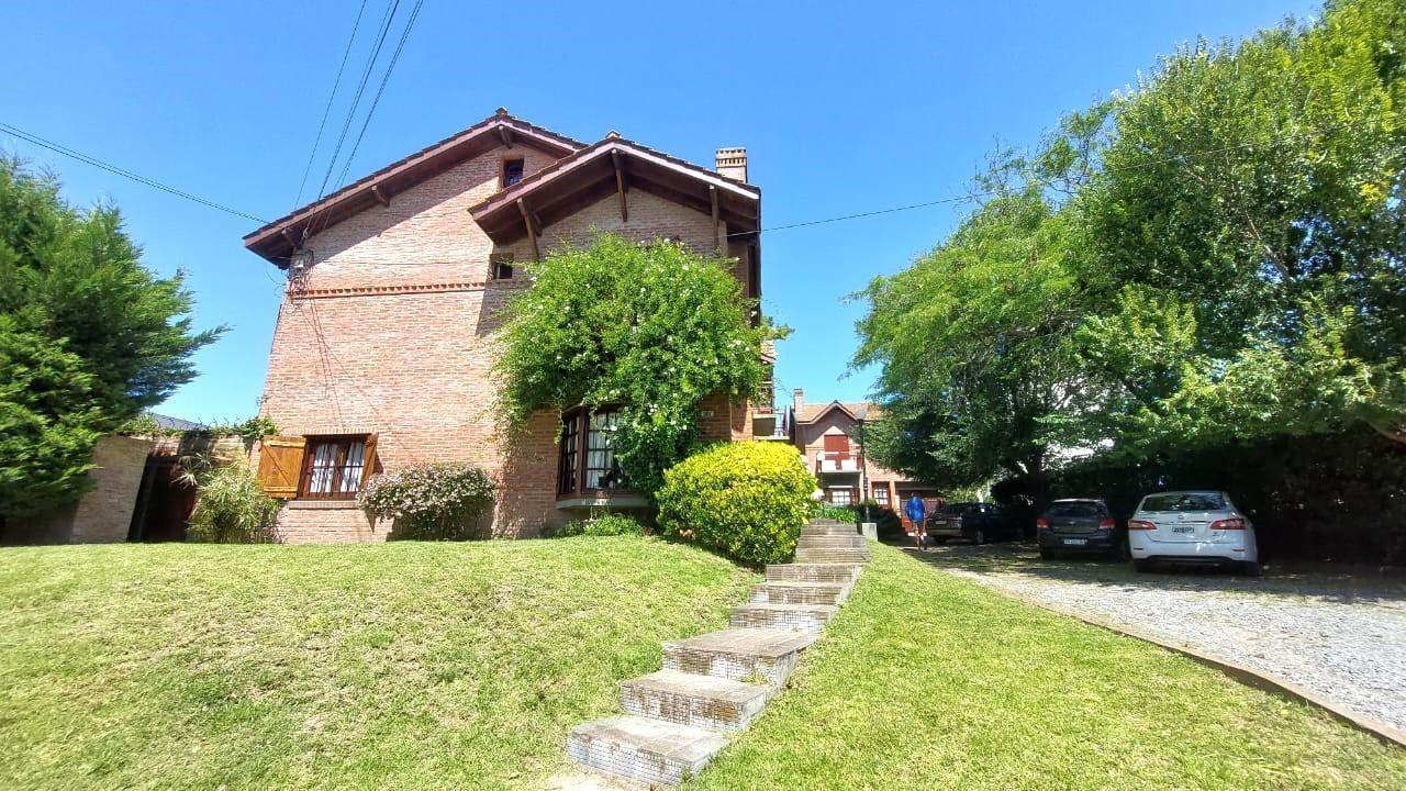 Dúplex - 3 Ambientes - Venta - Villa Gesell - Céntrico - Único