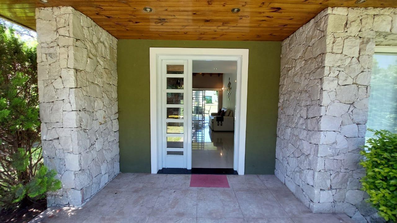 Foto de Casa - Venta - Villa Gesell - 4 Ambientes - Gas Natural., imagen 3