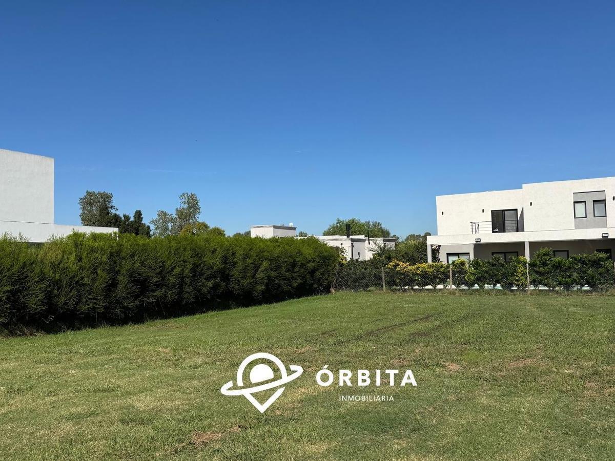 Lote en venta, barrio Santa Emilia, Pilar del Este