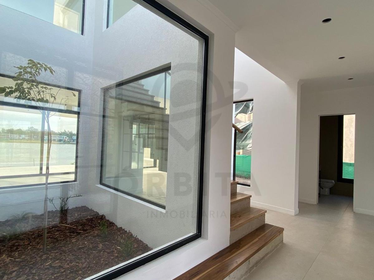 Casa en Venta en Barrio Santa Ana, Villa Nueva, Tigre, a la laguna