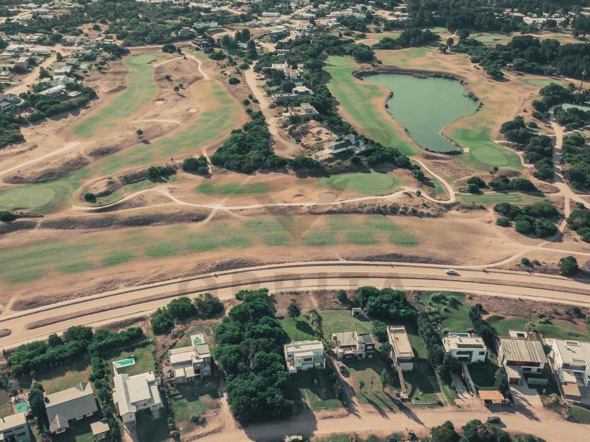 Lote en Venta Barrio Residencial 1 Lote Al 200 Costa Esmeralda 2