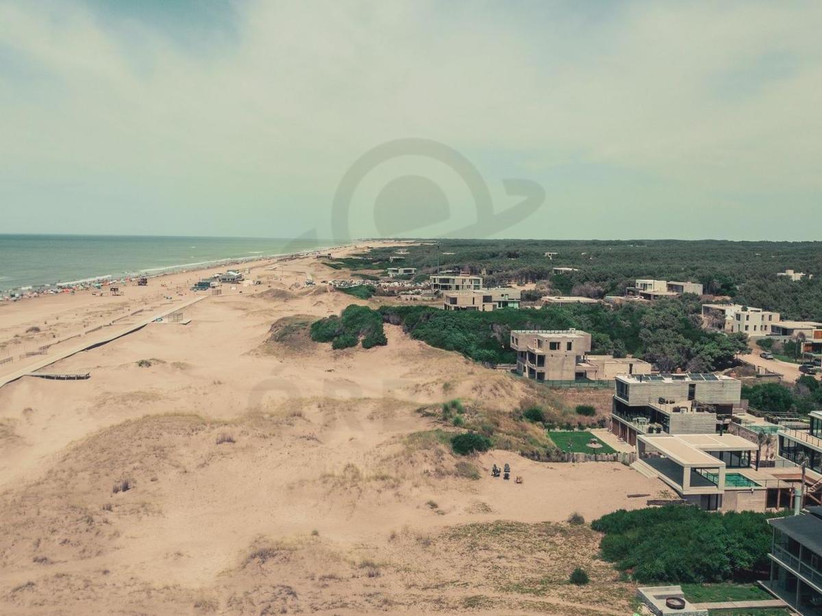 Lote en Costa Esmeralda, Residencial 2 5