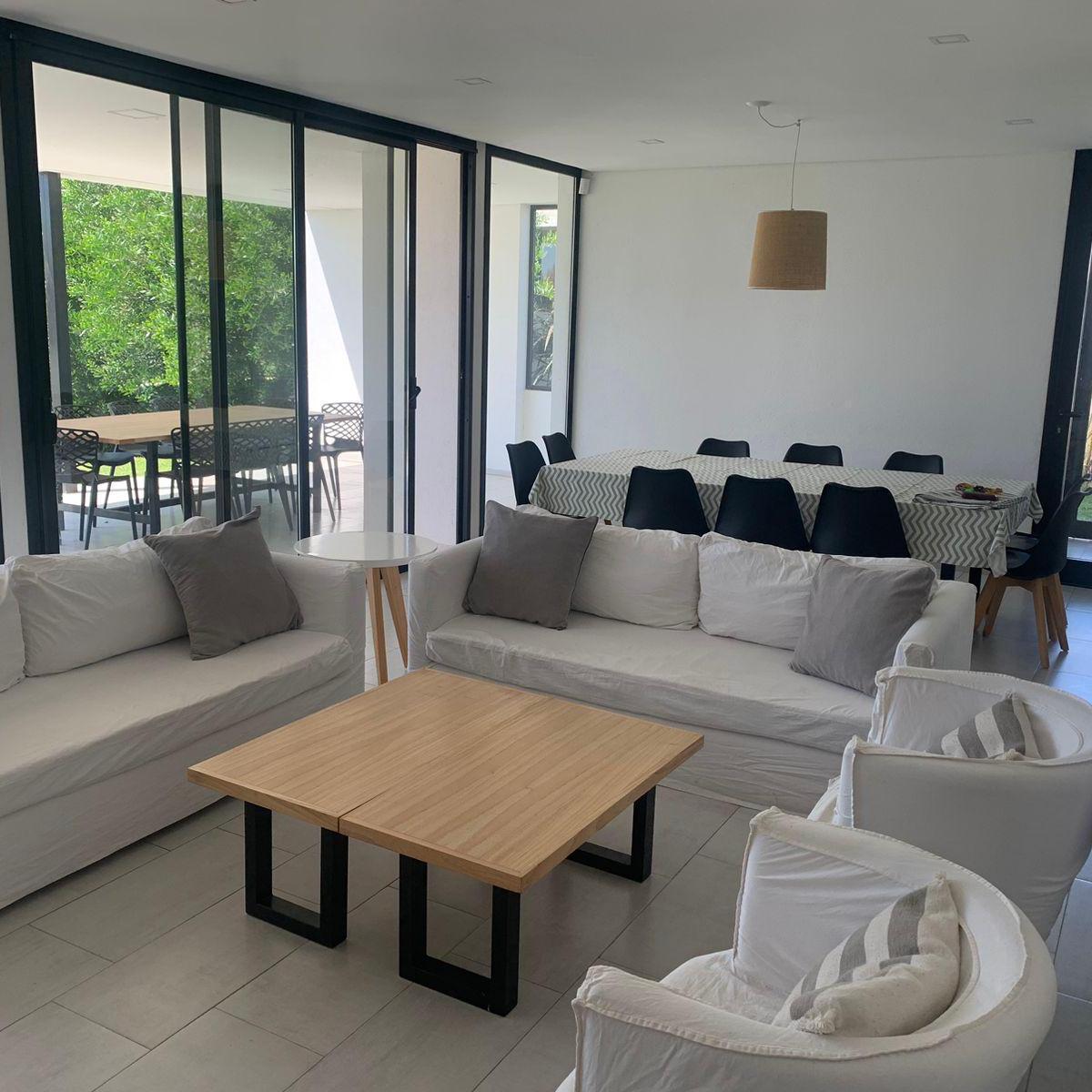 Casa en Venta en Costa Esmeralda, Ecuestre Al Lago 2