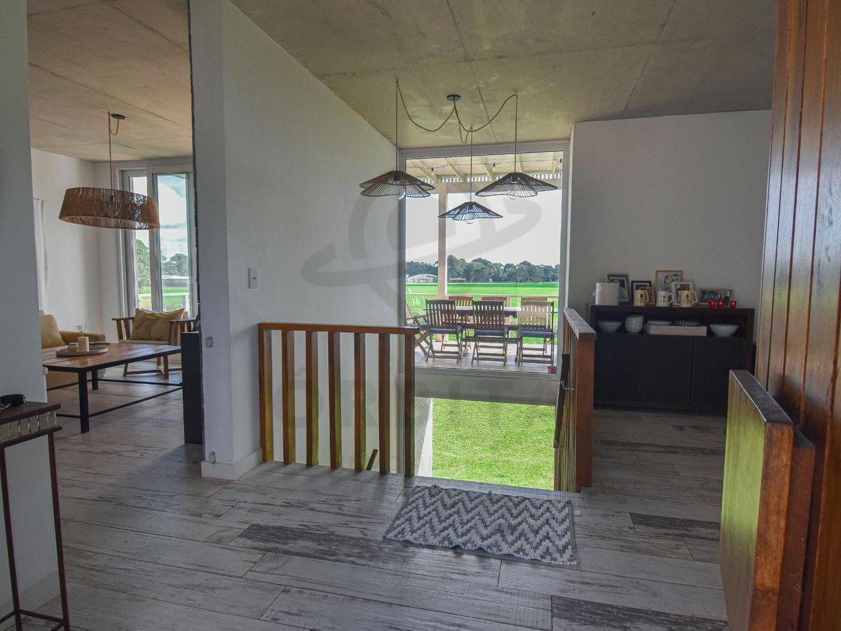 Casa en Venta en Costa Esmeralda, Ecuestre 5