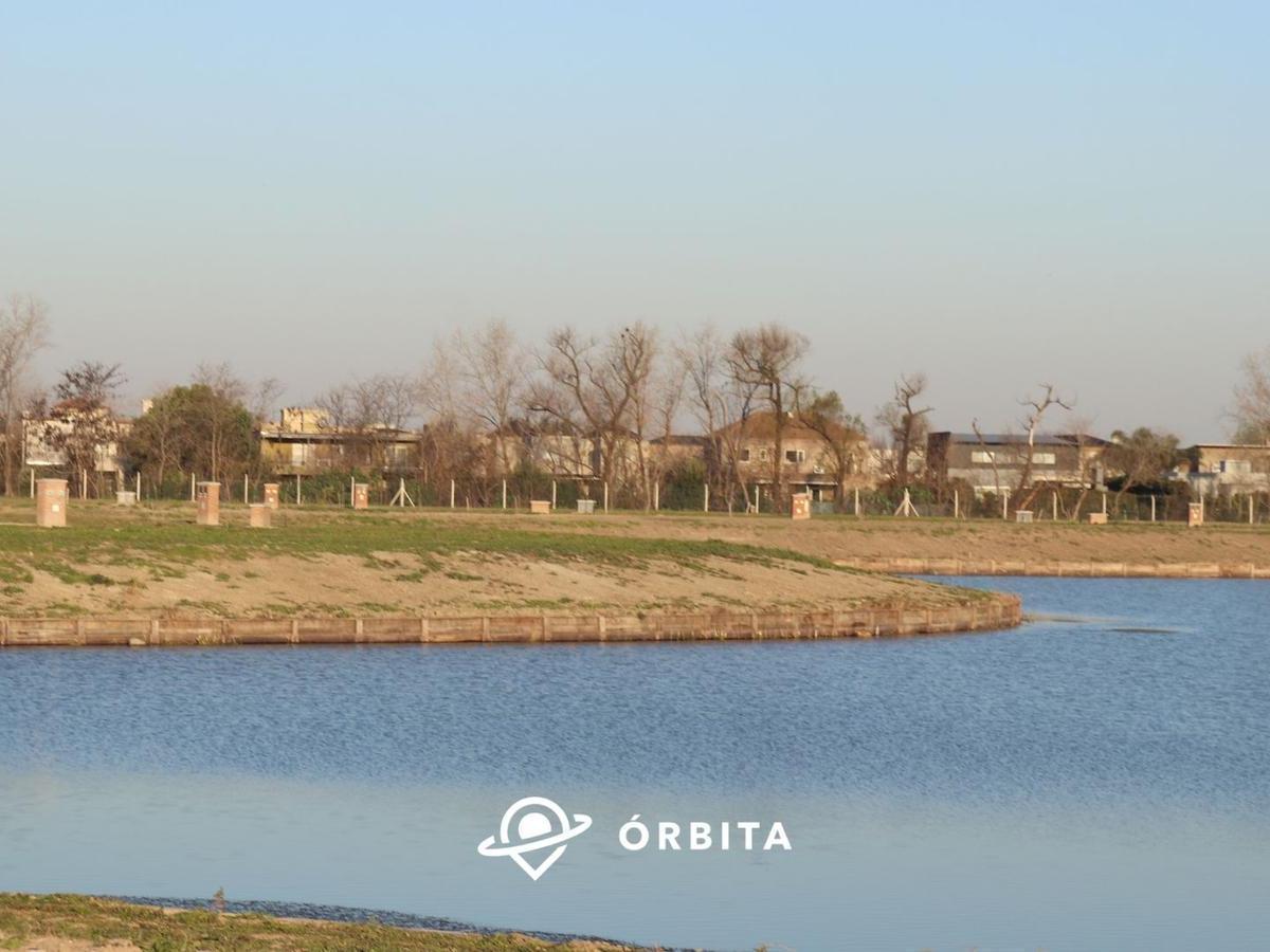 Lote a la venta en San Fermin, Tigre, a la laguna