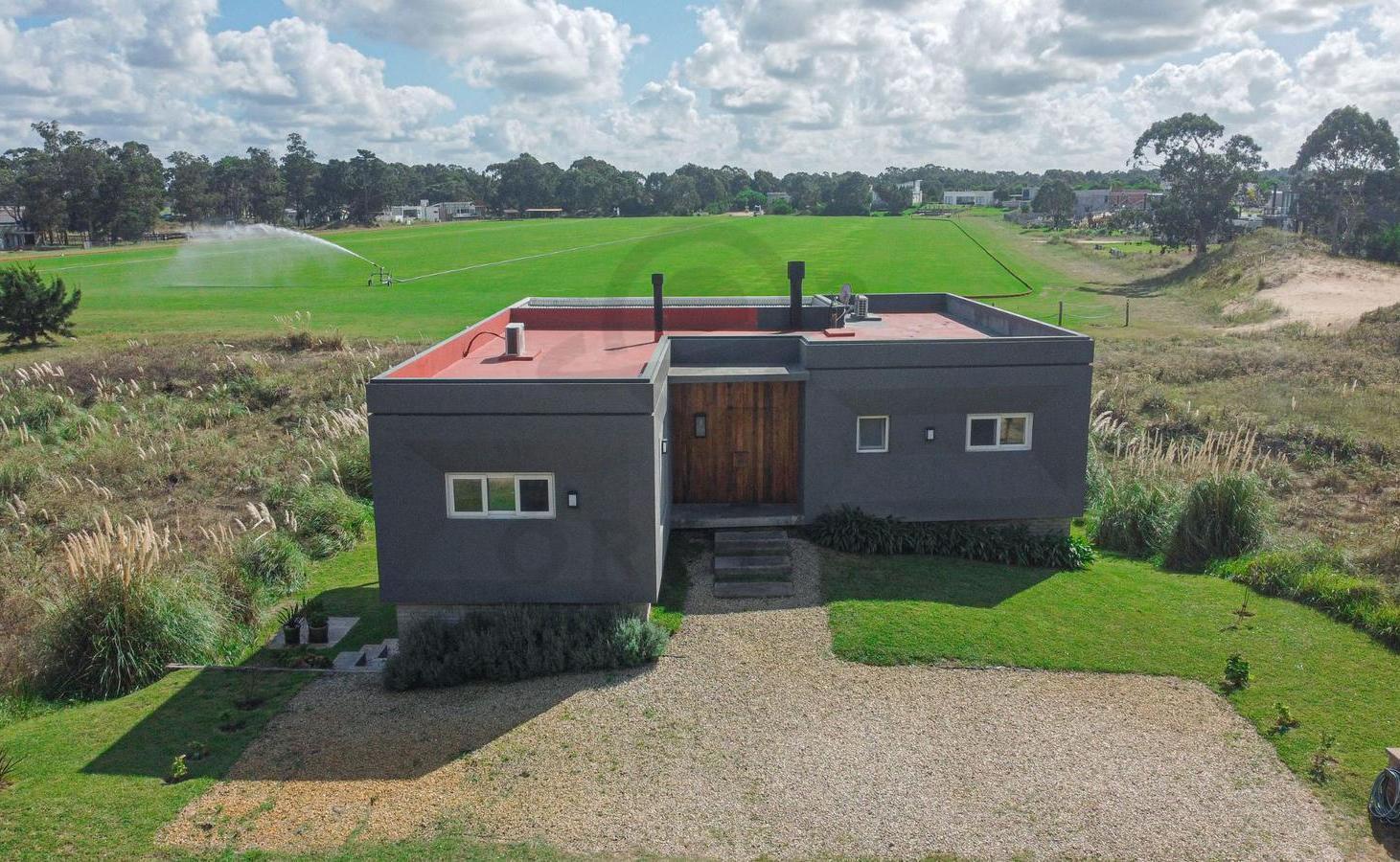 Casa en venta en Costa Esmeralda, Ecuestre