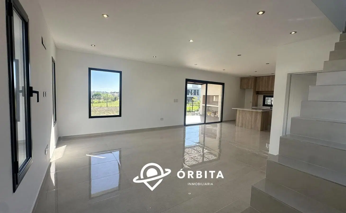 Casa en venta en Barrio Santa Elisa, Pilar del Este 2