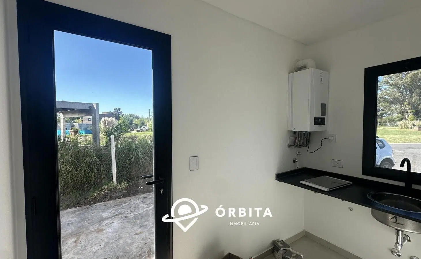 Casa en venta en Barrio Santa Elisa, Pilar del Este 3