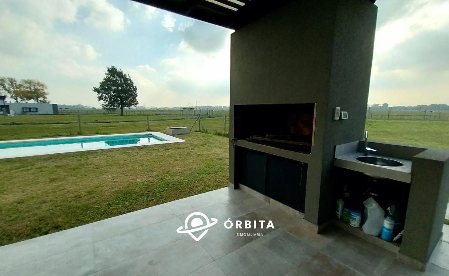 Casa en venta en Barrio San Simón, Canning, Pileta 4