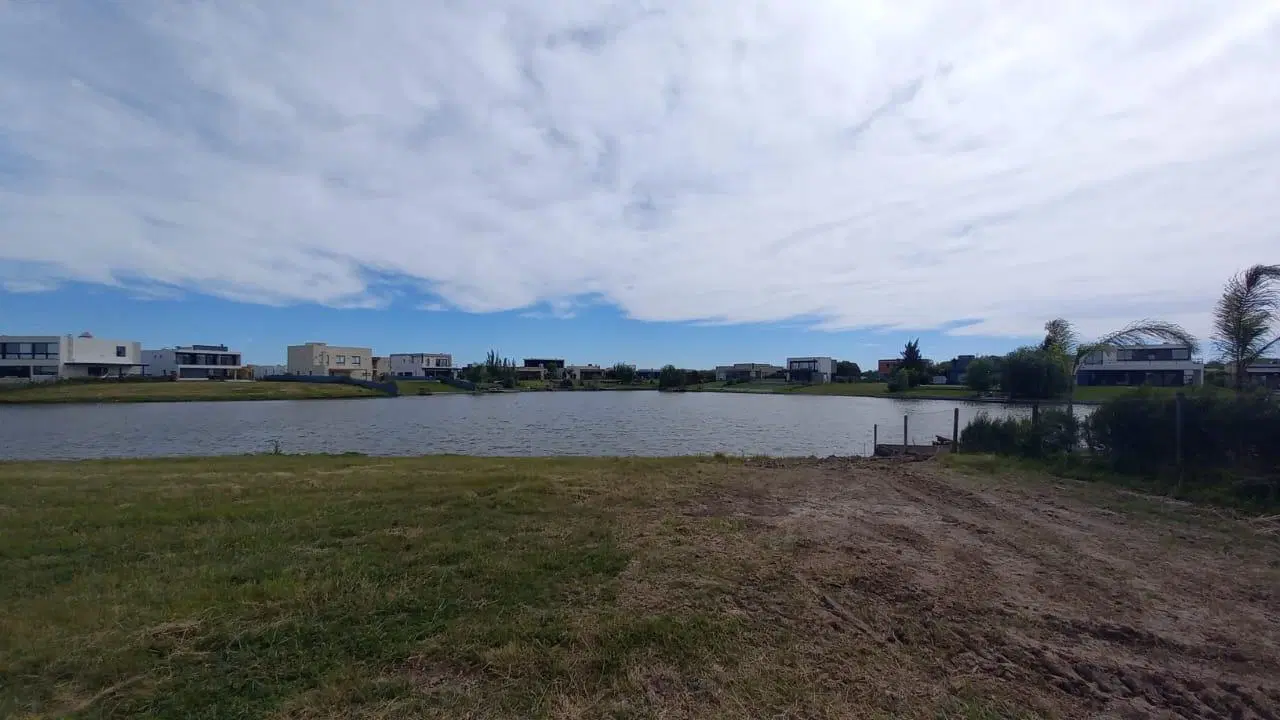 Lote en venta en San Sebastián, Area 8, a la laguna 3