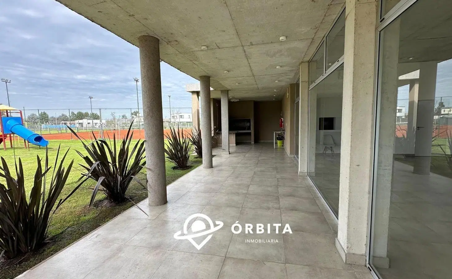 Lote en venta en Barrio Santa Lucia, Pilar del Este, interno 5