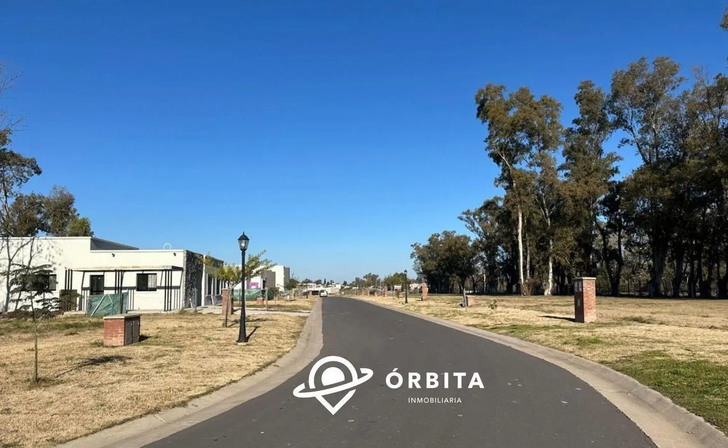 Lote en venta en el Barrio Santa Sofia, Pilar del Este 1