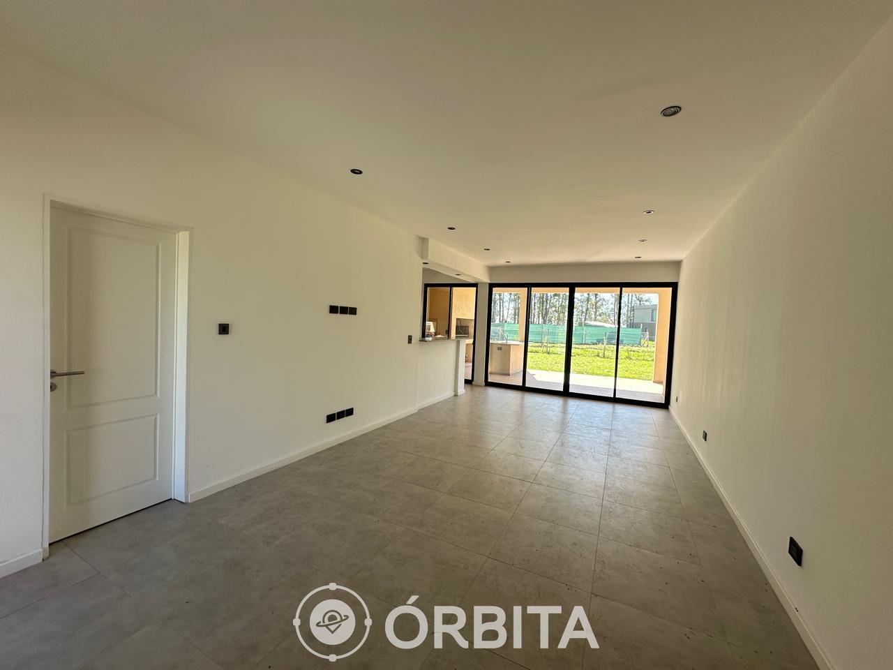 Foto de Casa en venta en Santa Sofia, Pilar del Este, imagen 2