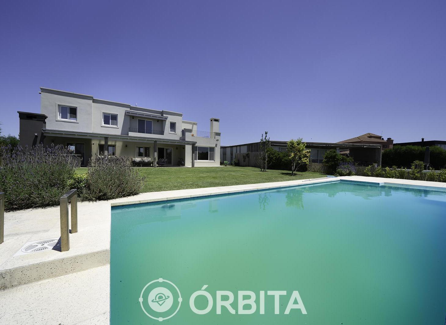 Foto de Cada en venta en San Benito, Villanueva, Tigre, imagen 1