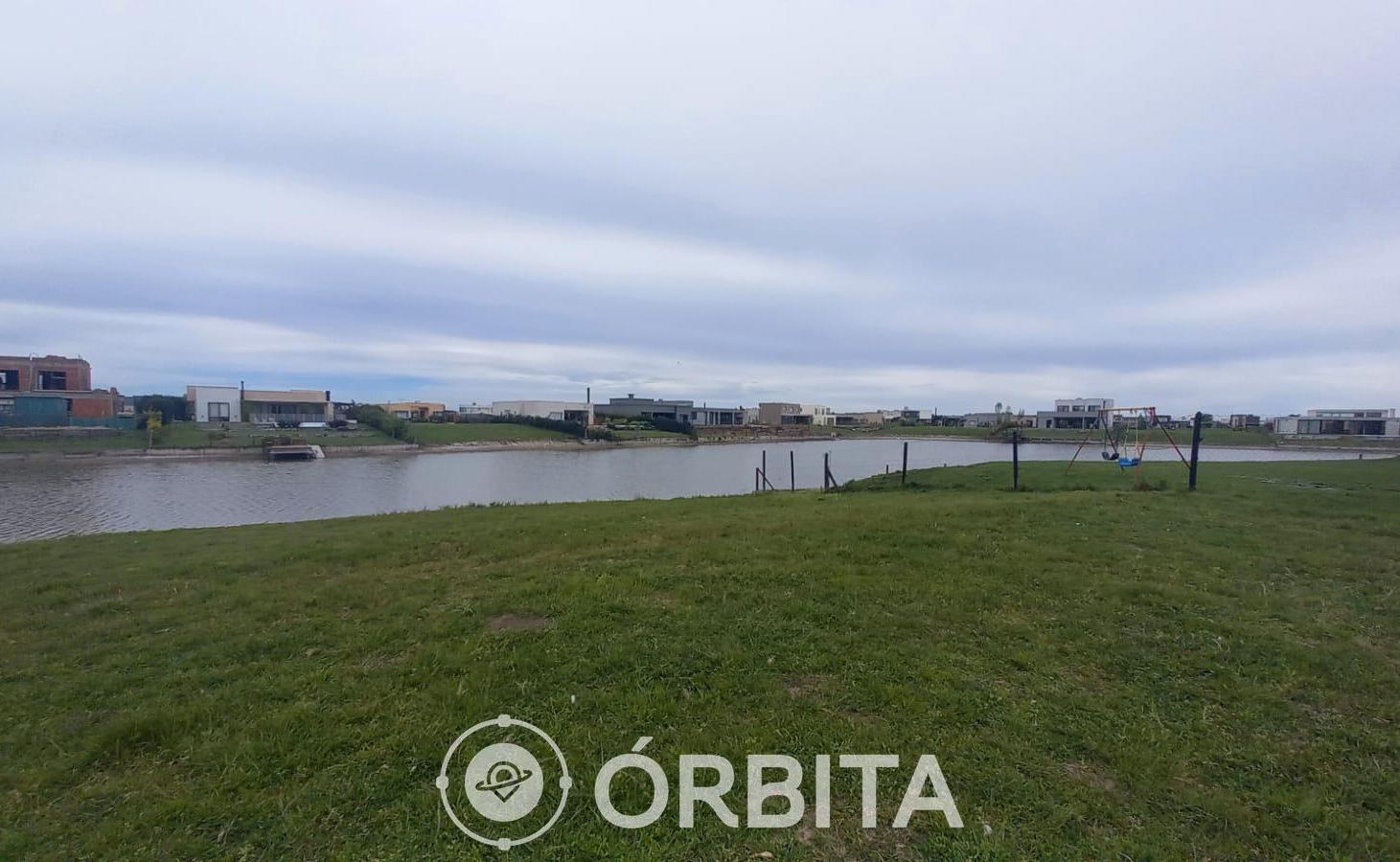 Foto de Lote en venta en San Sebastian, Area 8, a la laguna con financiación, imagen 3