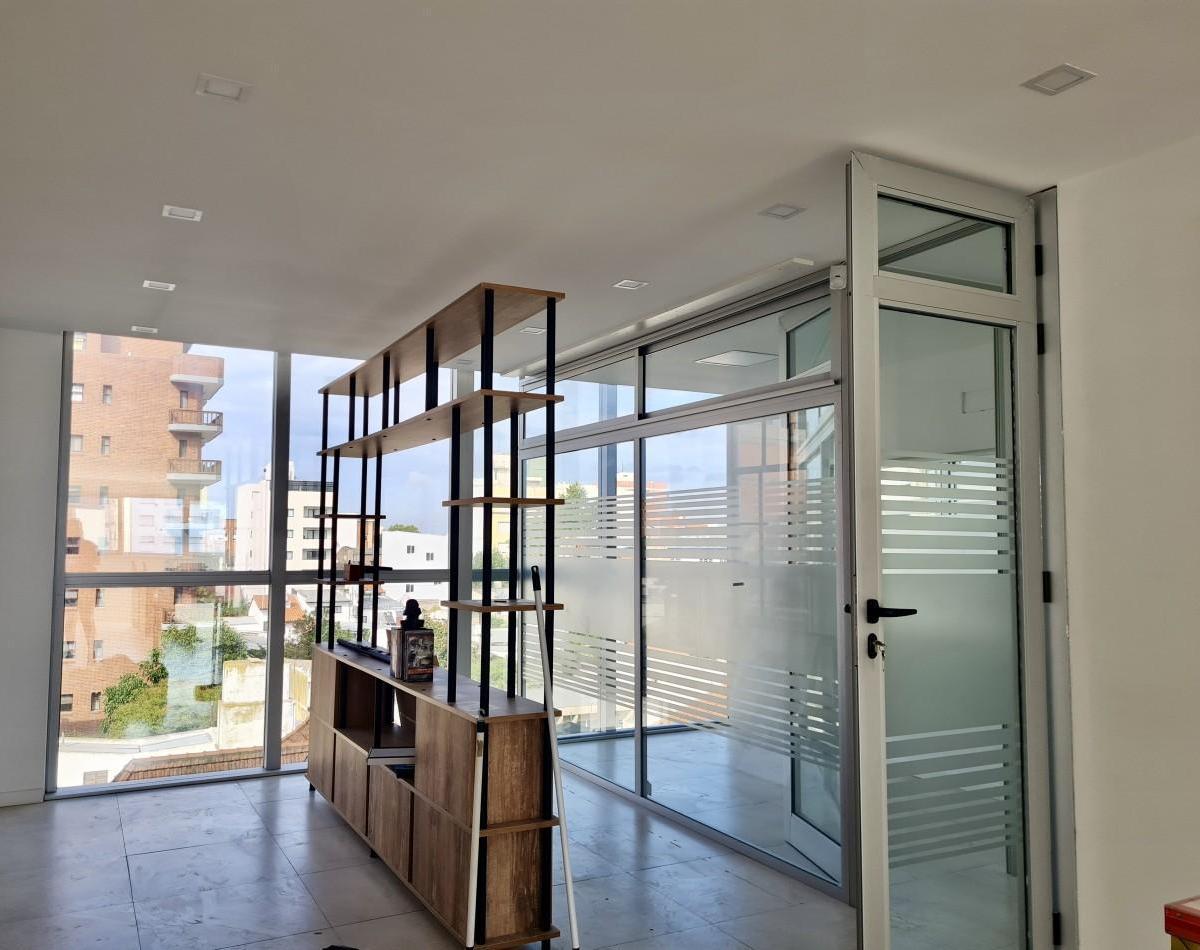 Venta Oficina - Rawson 2430 1